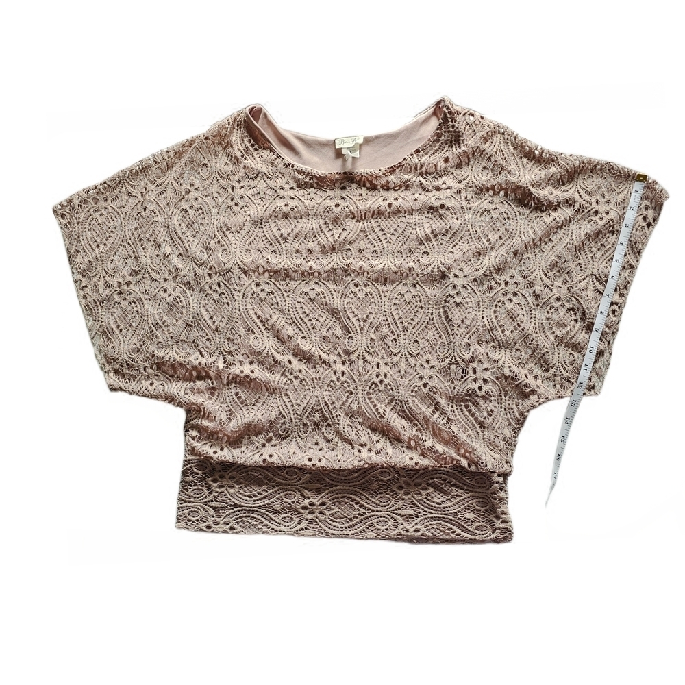 Brittany Black Elegant Lace Women's 3/4 Sleeve Banded Bottom Tank Lace Top - Picture 7 of 12